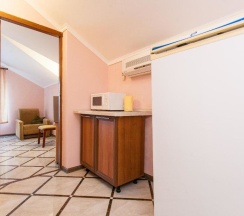 Четырёхместный номер Standard с 2 комнатами с красивым видом из окна в Гостевой дом