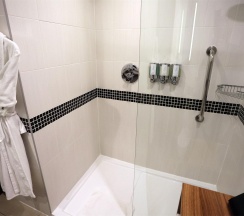 Номер стандарт с 2 односпальными кроватями в Hampton by Hilton Ufa