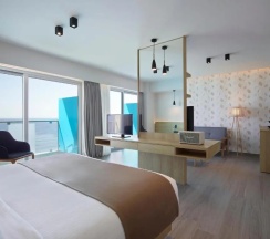 Люкс в Aquarium View Hotel