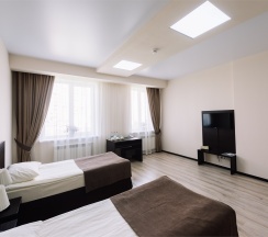 Трёхместный в West hotel
