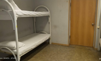 Койко-место в женском номере на 8 человек в Hotelhot