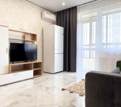 Апартаменты с балконом в Апартаменты Like Home на Земнухова 2
