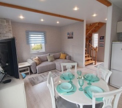 Коттедж улучшенный в Домик у моря