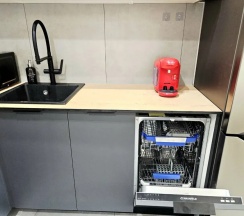 Апартаменты c 1 комнатой с балконом и с красивым видом из окна в Неотель