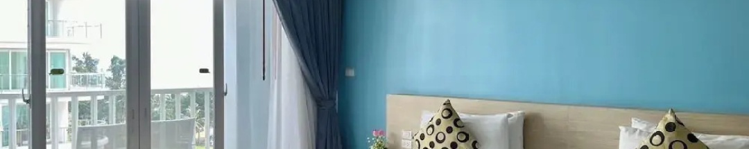 Двухместный номер Deluxe с балконом и с видом на море 2 отдельные кровати в Saisawan Beach Resort