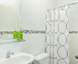 Двухместный номер Superior двуспальная кровать в Tomo Hostel
