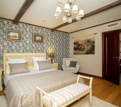 Номер люкс семейный в Губернский