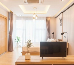 Номер Deluxe с балконом в Oneloft Hotel