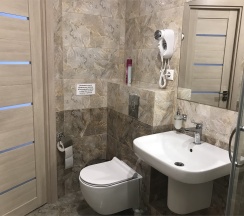 Улучшенный Семейный Номер в Артик