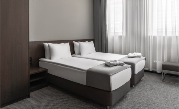 Бизнес с 2 односпальными кроватями в Farfour Inn&Suite