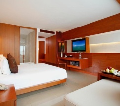 Двухместный Pool Access номер Deluxe двуспальная кровать в La Flora Resort Patong