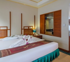 Двухместный номер Deluxe двуспальная кровать в Karon Princess Hotel