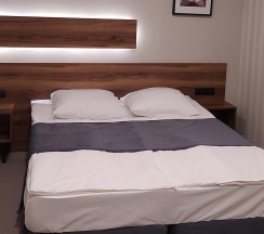 Номер комфорт семейный с 1 двуспальной кроватью в Smart Hotel Neo Туапсе