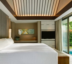 Двухместная вилла Pool Grand Reserve двуспальная кровать в Отель Santiburi Koh Samui