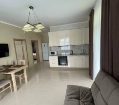 Пятиместный семейный коттедж рядом с пляжем в Гостевой дом