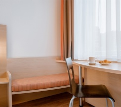 Номер Standard с двуспальной кроватью в ibis Moscow Paveletskaya
