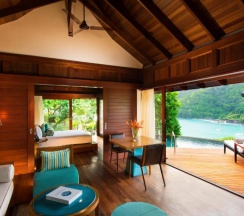 Вилла Hillside c 1 комнатой в Constance Ephélia