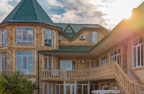 с. Хазар: Отель Villa Victoria