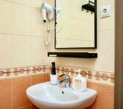 Супериор с просторным балконом и видом на море в Ассоль