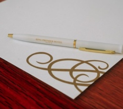 Номер Джуниор Сюит в Ring Premier Hotel