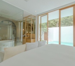 Двухместная Garden Pool Villa двуспальная кровать в Sala Samui Chaweng Beach Resort