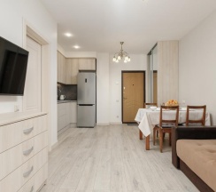 4-местные апартаменты с отдельной спальней и балконом (#52) в Geo Apart