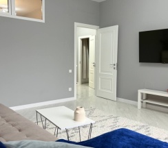 Просторная 2-комнатная квартира на Даниялова 101 в Как Дома 05