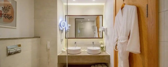 Двухместный номер Superior с видом на море 2 отдельные кровати в Amphoras Beach