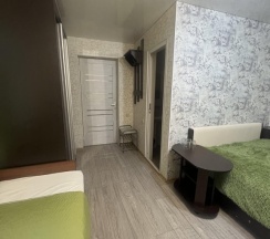 Четырёхместный номер Comfort с балконом в Акула