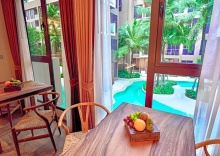 Двухместный номер Deluxe с видом на бассейн двуспальная кровать в The Marin Phuket Kamala Beach