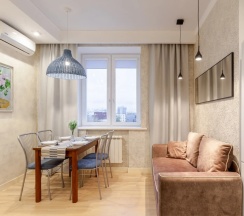 Апартаменты с балконом и с красивым видом из окна в RentPlaza