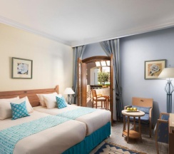 Трёхместный номер с видом на бассейн в Royal Lagoons Resort & Aqua Park Families and Couples ONLY