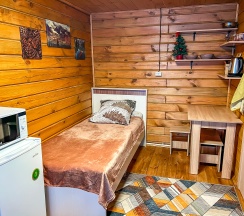 Семейный трехместный номер в Hub House