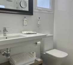 Двухместный номер Classic двуспальная кровать в Sercotel Hotel Parque