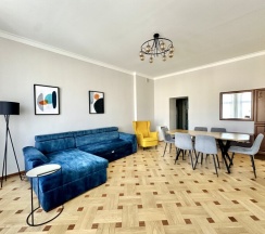 3ех комнатная квартира. пр. Невский д.63 в Goodrest