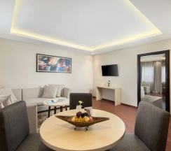 Двухместный люкс с видом на город двуспальная кровать в Four Star by Trans Hotel Sanur