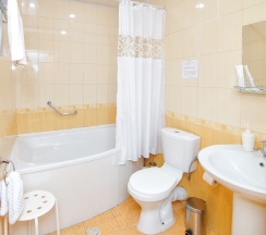 Люкс с видом на город в Ирис