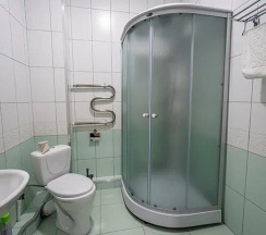 Номер стандарт с 1 двуспальной кроватью в На Тихом Дону