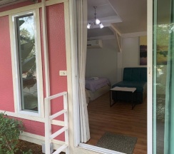 Семейное бунгало в Rayonghouse Resort