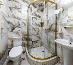 Номер “Comfort Apart” с имитацией окна в Morskoy resort