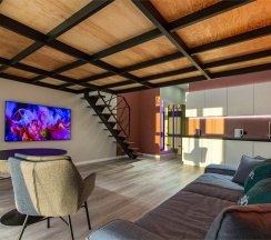 К–297А, панорамное окно, последний этаж в Gosh.rent