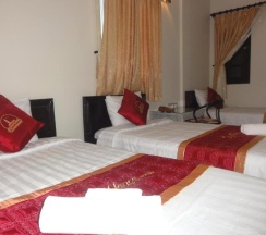 Кровать в общем номере в Casablanca Hotel