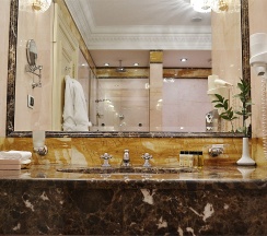 Классический номер c видом на город в Taleon Imperial Hotel