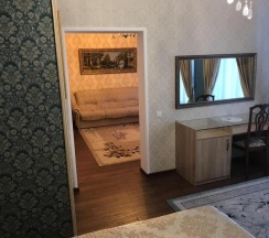 Номер люкс с 1 двуспальной кроватью в Империалъ