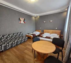 Трёхместный номер Classic в Анна