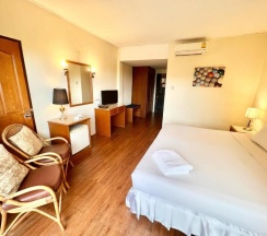 Двухместный номер Deluxe с видом на воду 2 отдельные кровати в P.N. Mountain Resort
