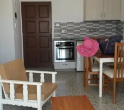 Студия с балконом в Pavlinia Hotel Apartments