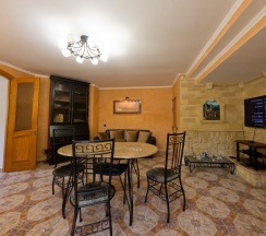 Коттедж с 2 комнатами в Наратэй