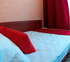 Номер комфорт с 1 двуспальной кроватью (с завтраком) в Maxrooms Волга Hollywood