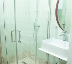 Улучшенный трехместный  номер в Архыз Триумф